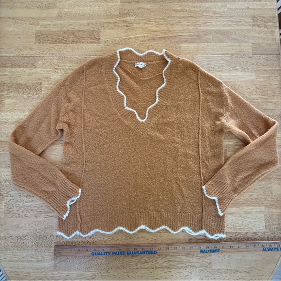 Hem & Thread Boho Scalloped‎ Loose Knit V-Neck Sweater Gold Medium - Picture 2 of 10